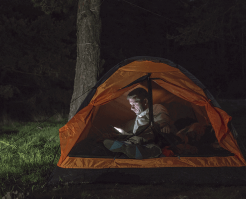 zelten Senior im Zelt